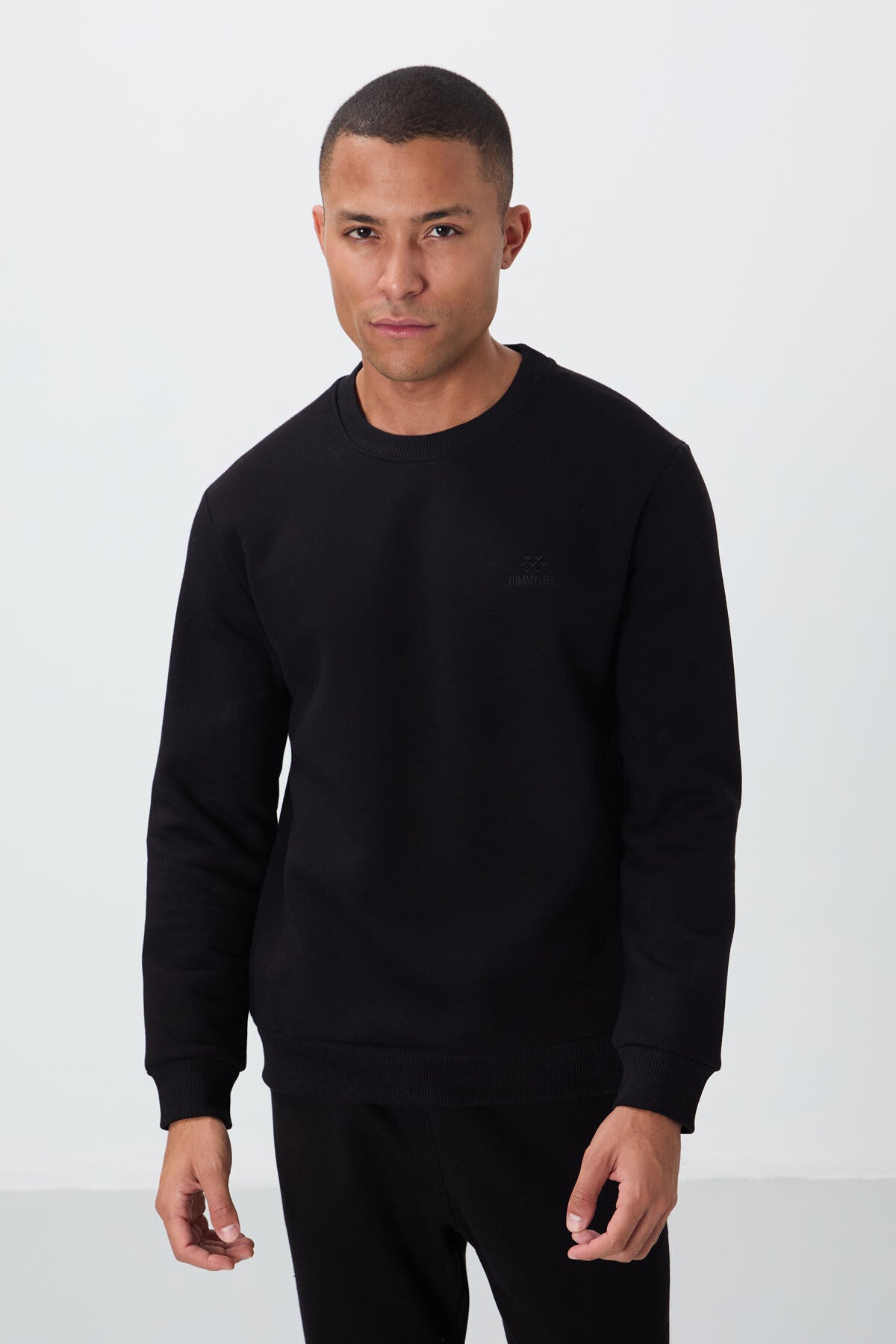 Black Cotton Thick Fleece-Lined Soft Textured Comfort Fit Embroidered Men's Tracksuit Set -85265