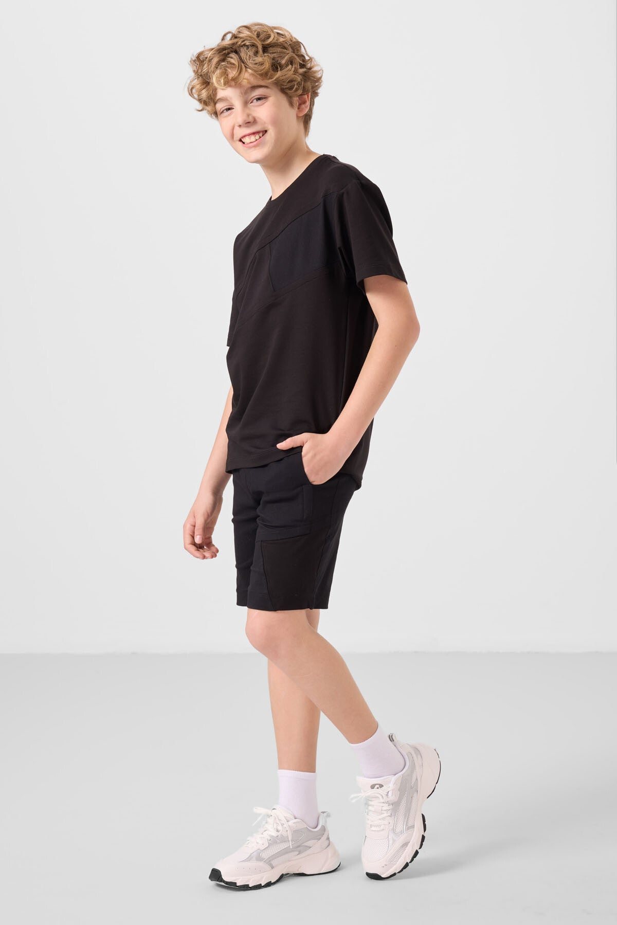 Black cotton oversized fit woven lightweight elastic Chino shorts set - 11275