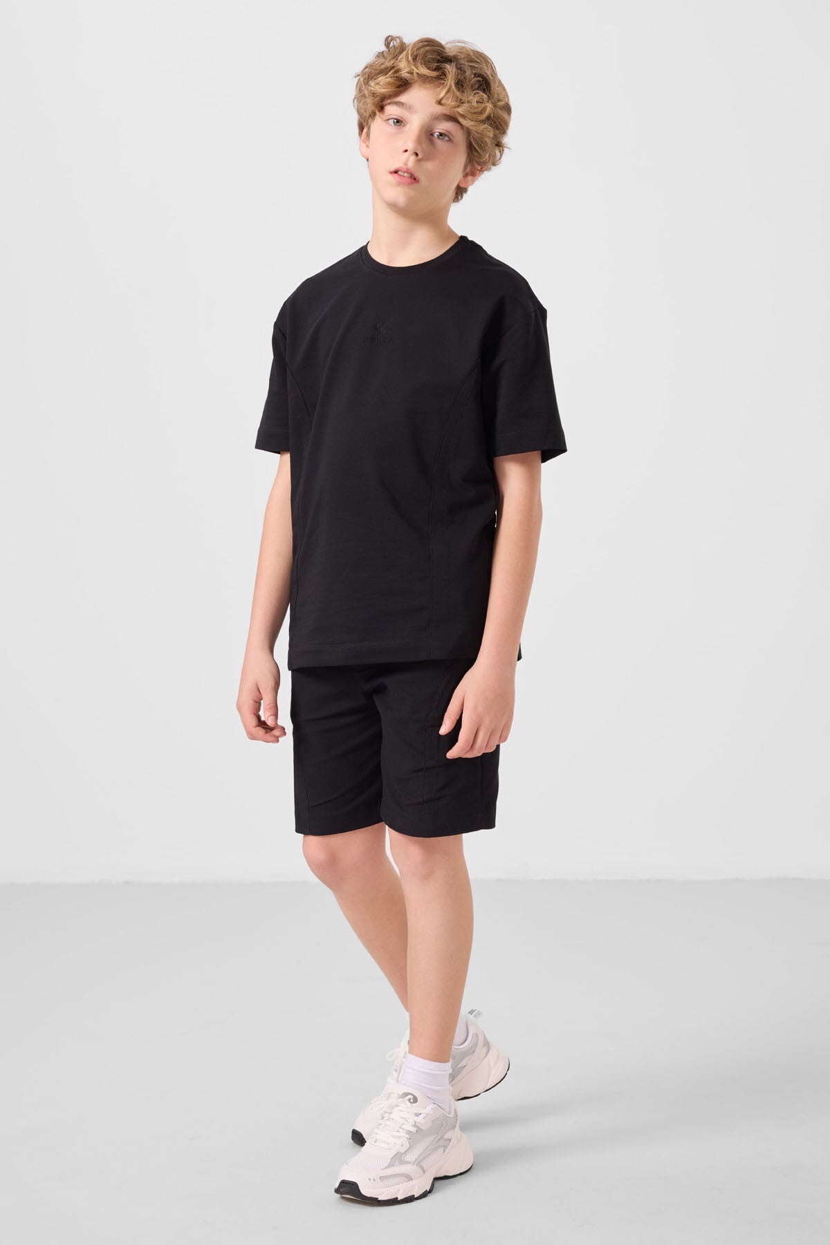 Black cotton oversized fit woven lightweight elastic Chino shorts set - 11276