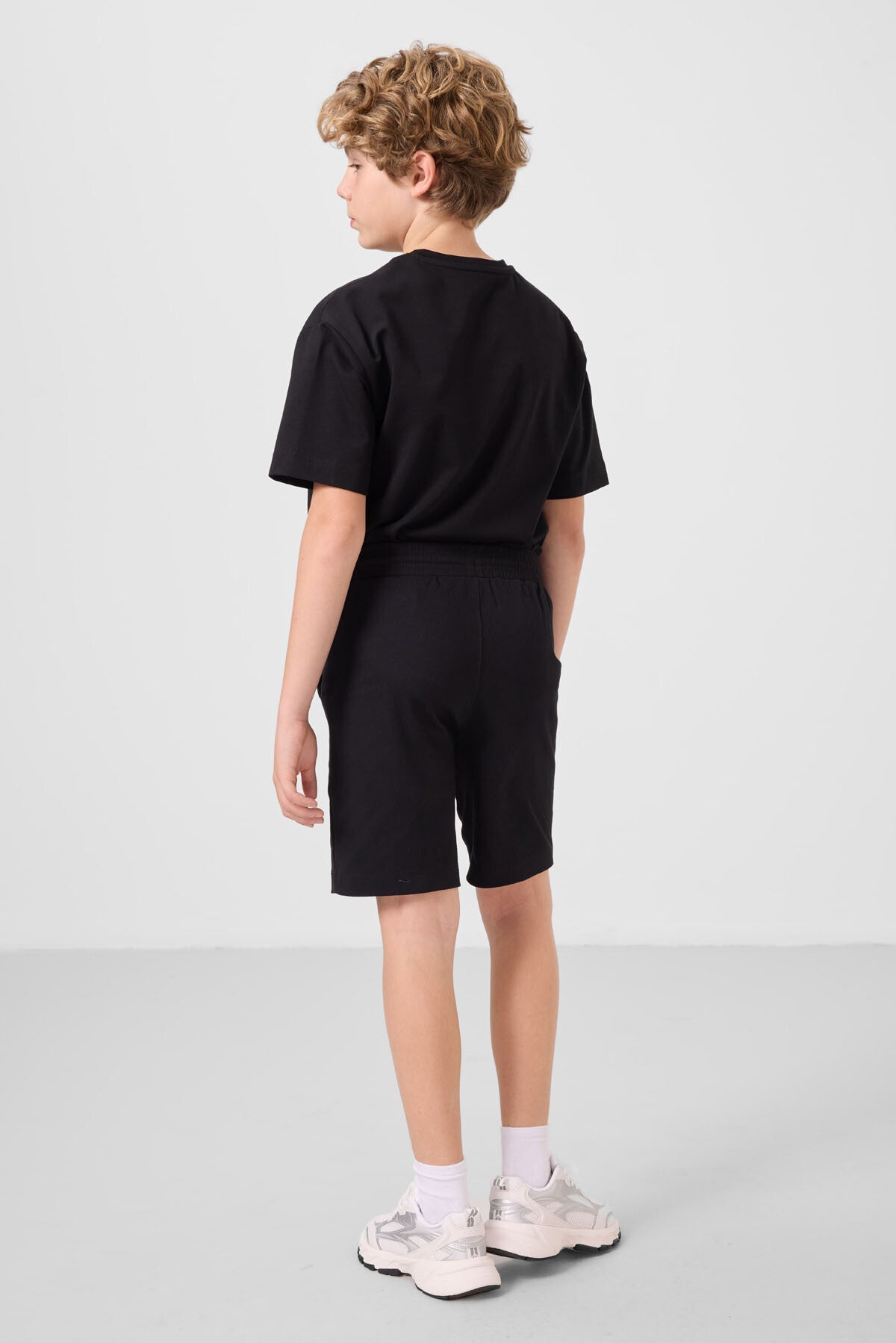 Black cotton oversized fit woven lightweight elastic Chino shorts set - 11276