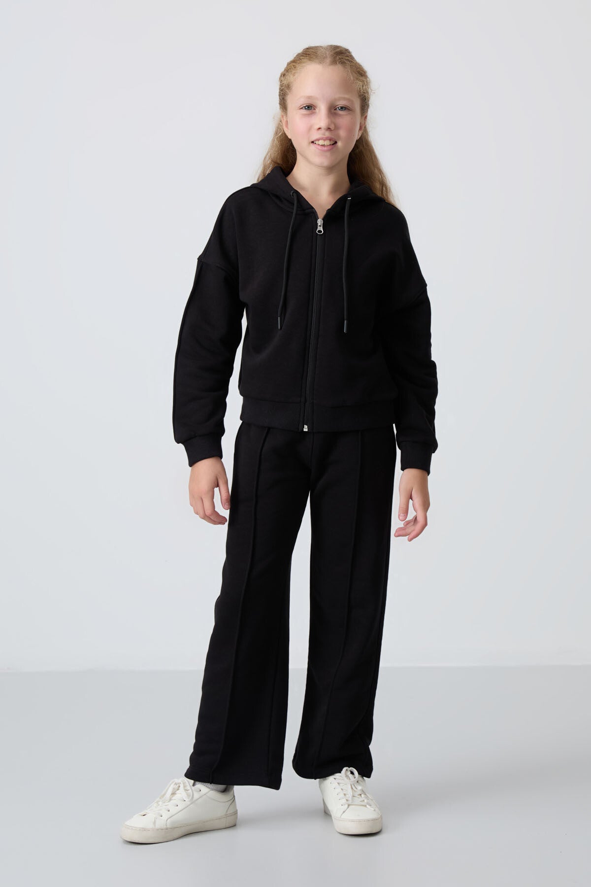 Black Cotton Fleece-Lined Soft Textured Standard Fit Embroidered Girls' Tracksuit Set - 75161