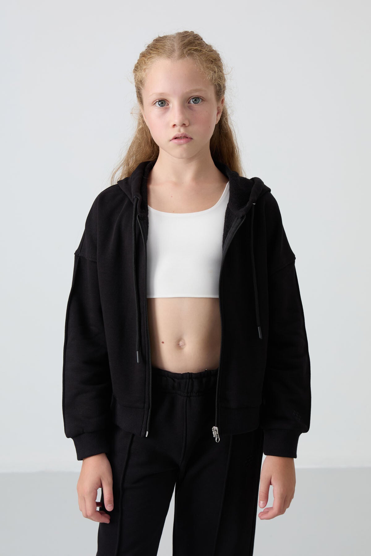 Black Cotton Fleece-Lined Soft Textured Standard Fit Embroidered Girls' Tracksuit Set - 75161