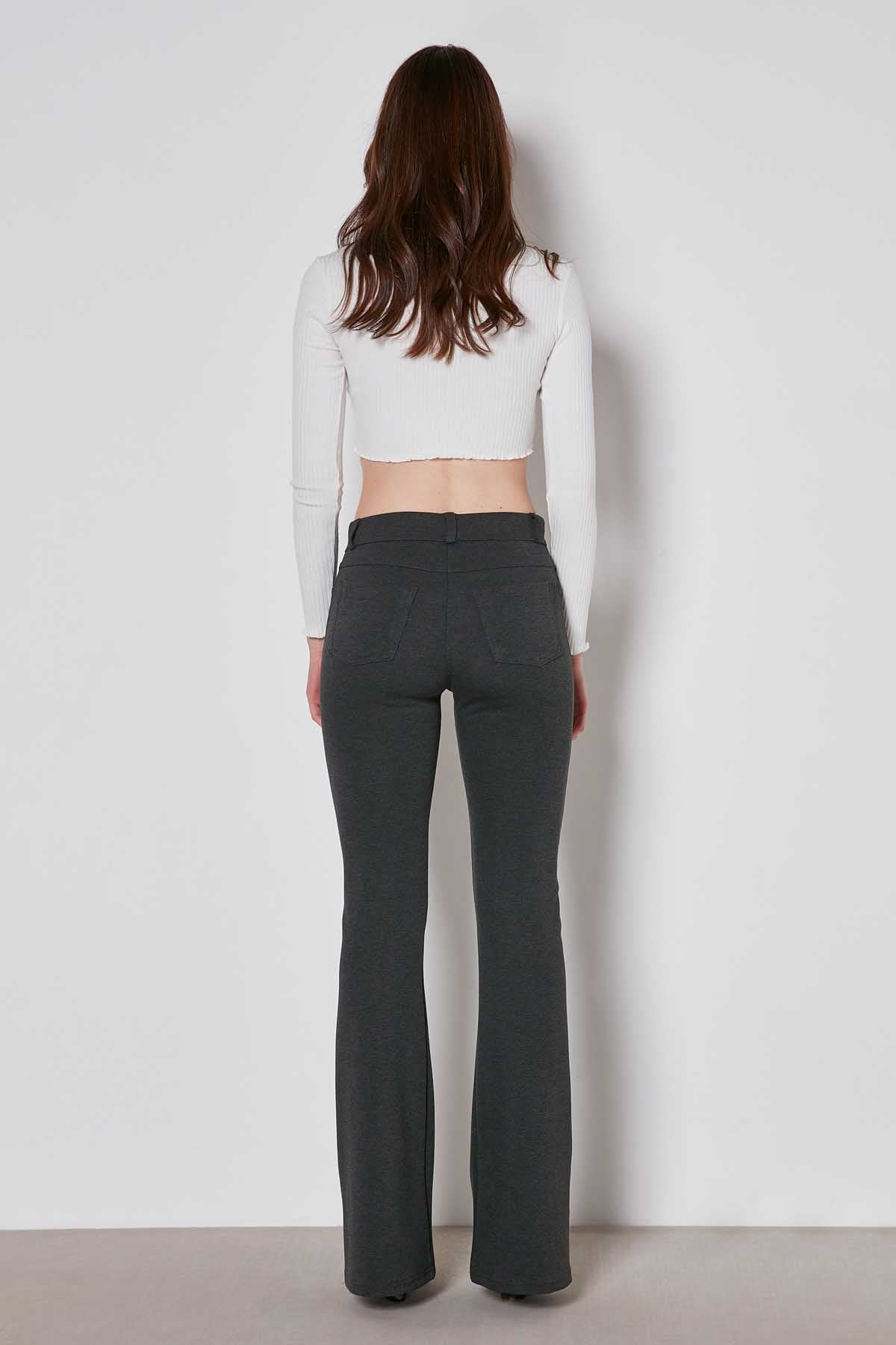 STRAIGHT FIT CROP TROUSERS