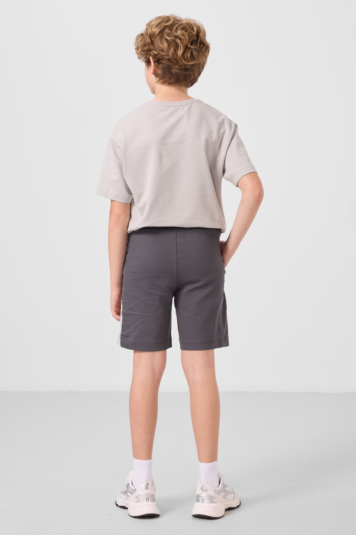 Stone-Anthracite Cotton Oversize Fit Weaving Lightweight Flexible ChinoShorts Set - 11275