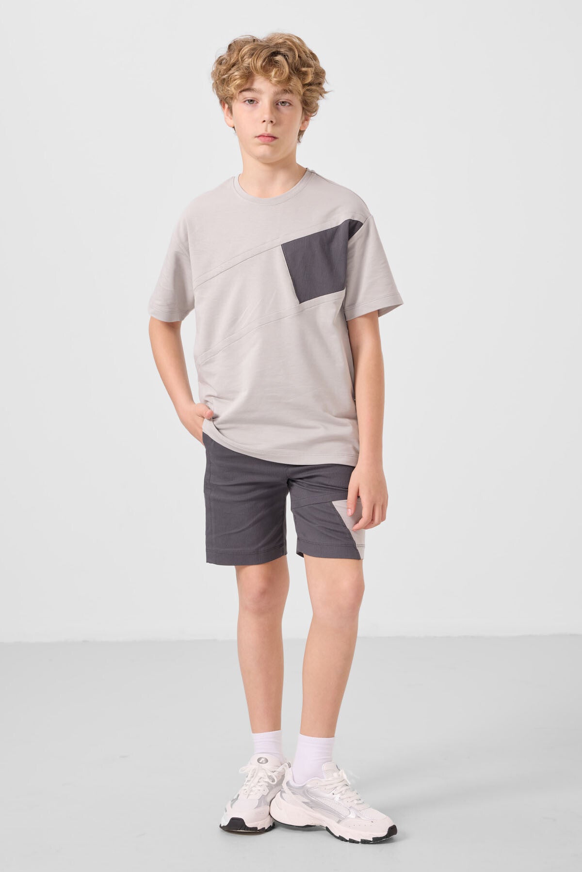 Stone-Anthracite Cotton Oversize Fit Weaving Lightweight Flexible ChinoShorts Set - 11275