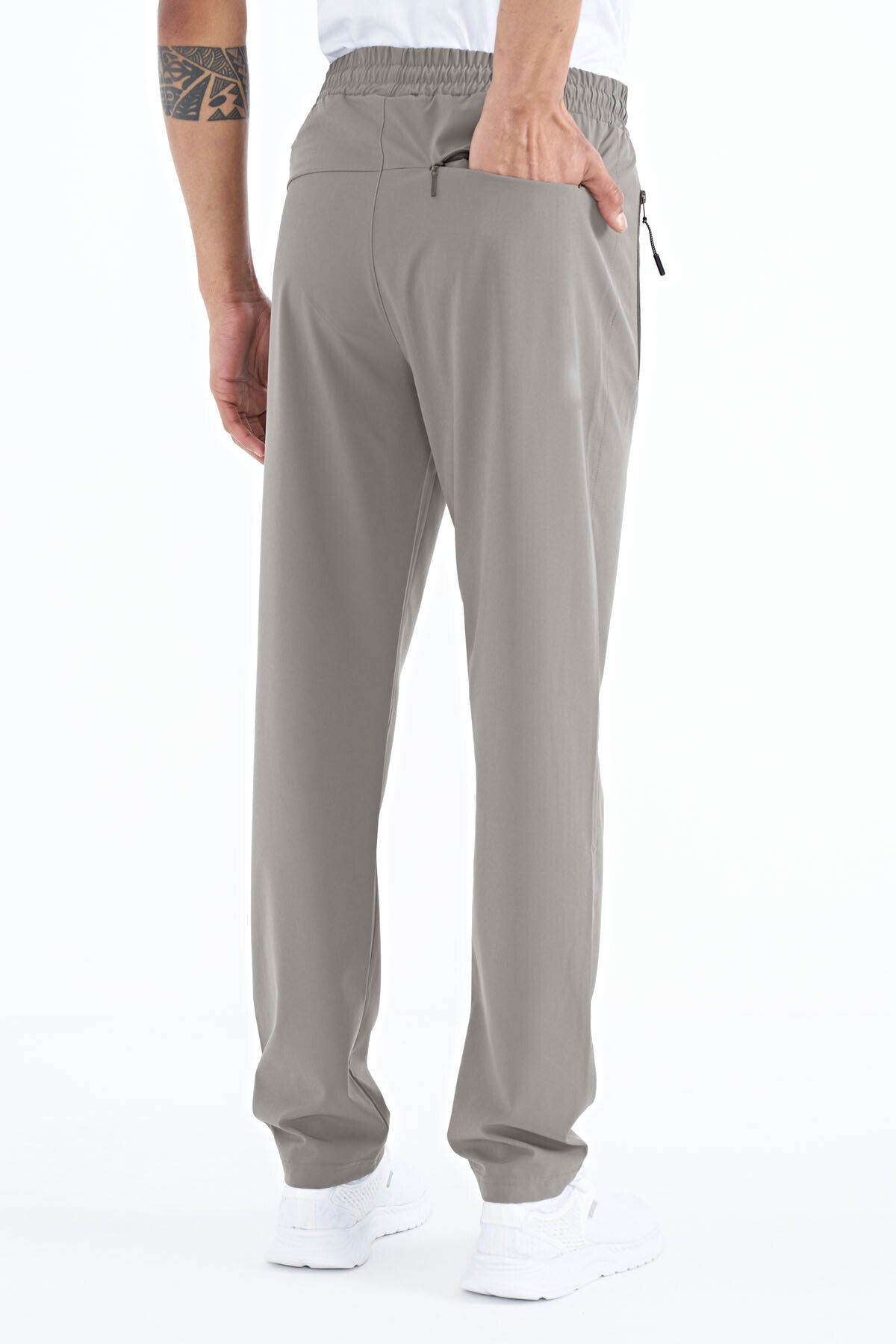 Stone Men's Zippered Three-Pocket Standard Fit Classic Hem Tracksuit Bottom - 84768