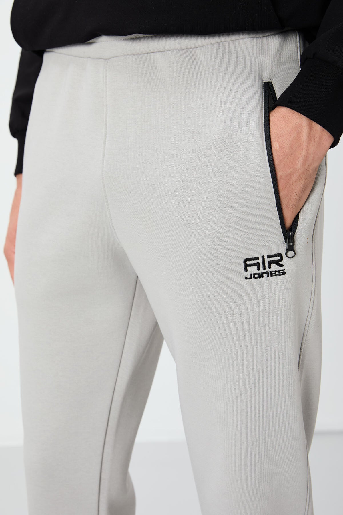 Cesar Stone Pocket Jogger Men's Tracksuit Bottom - 84929