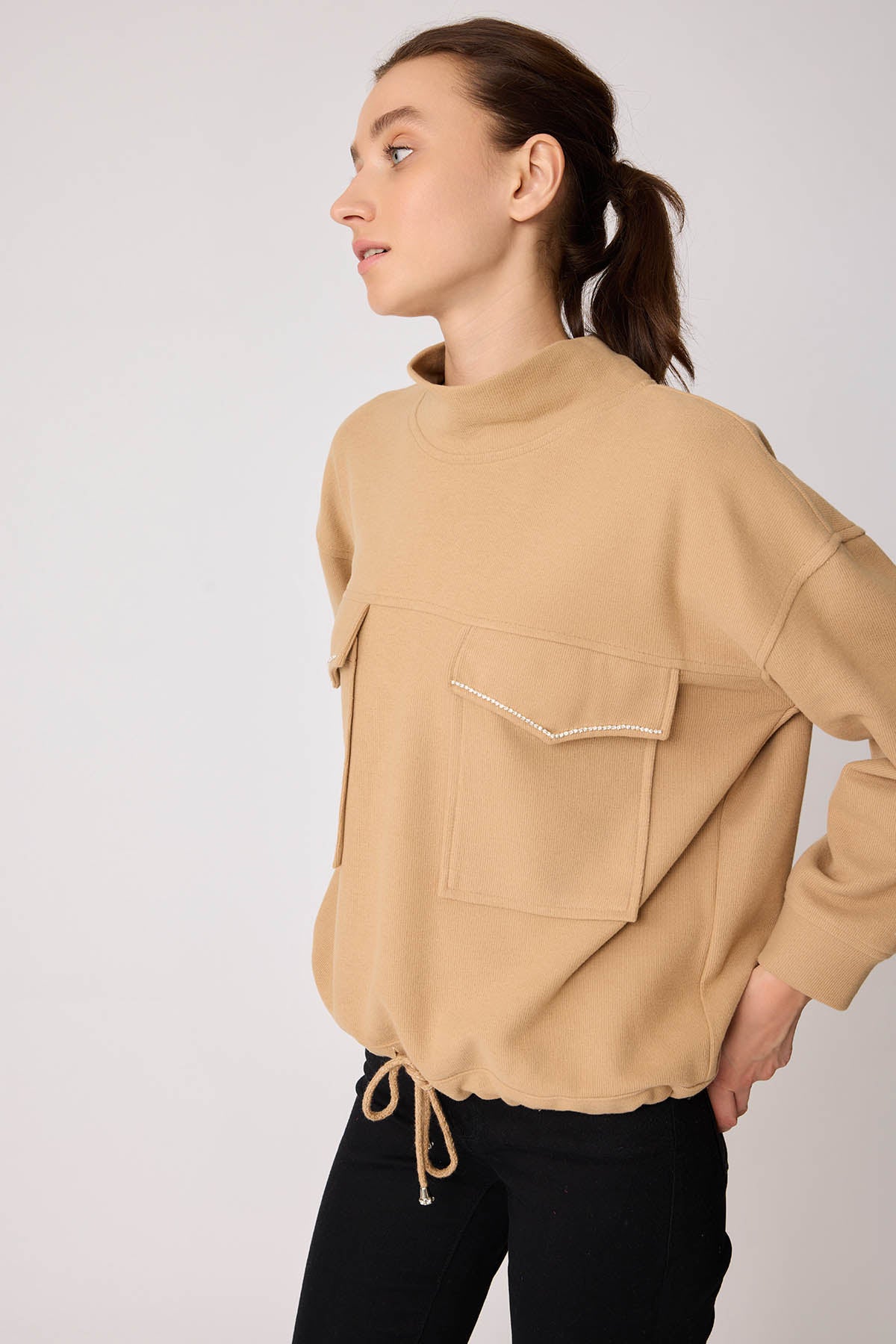 LACED BLOUSE