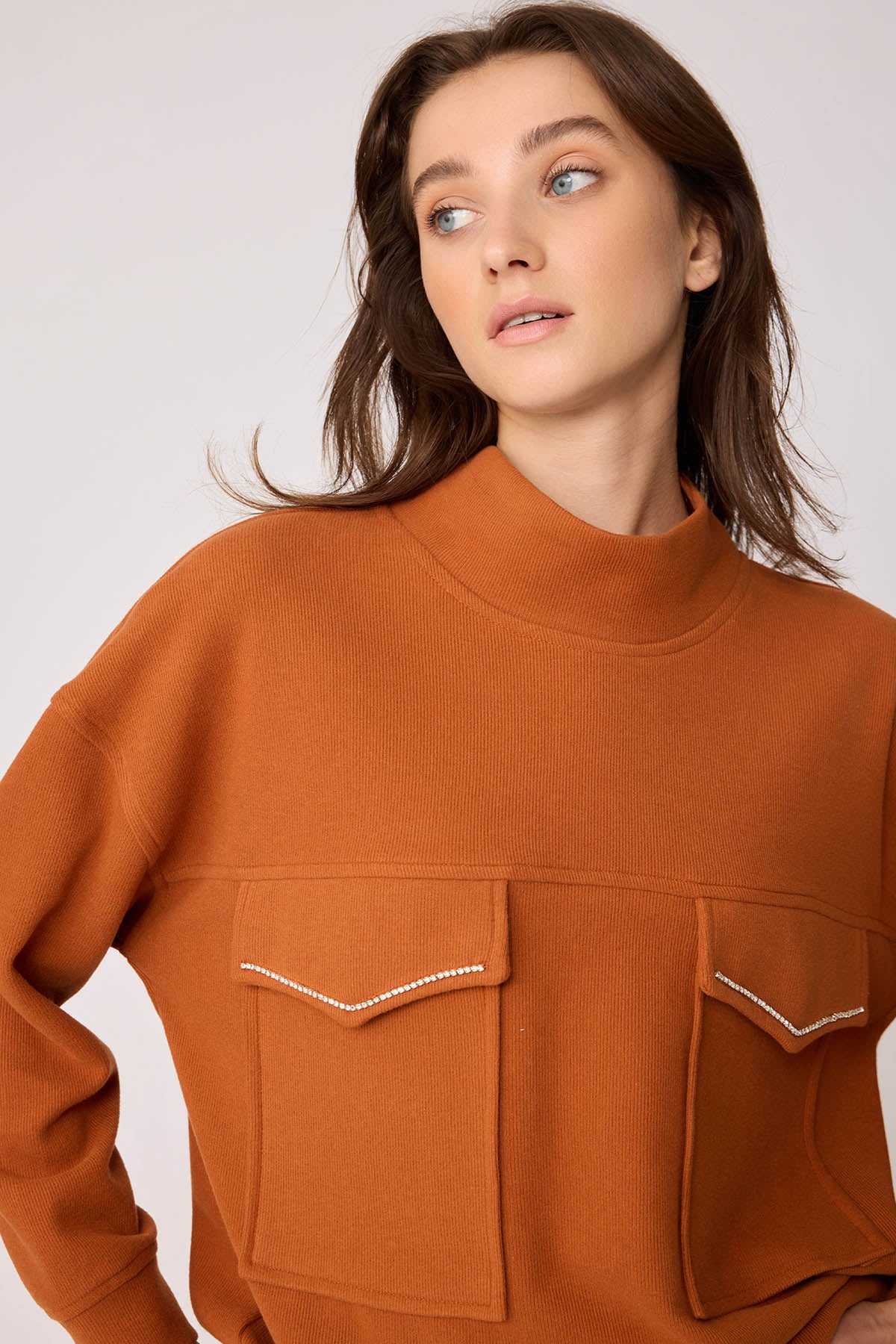 LACED BLOUSE