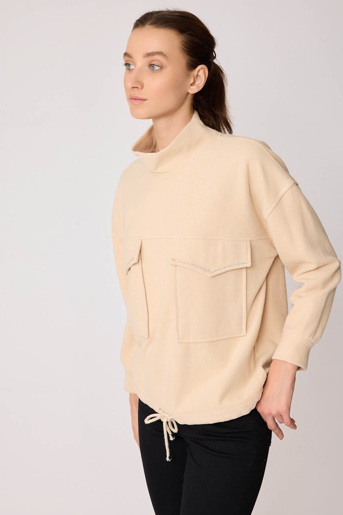 LACED BLOUSE