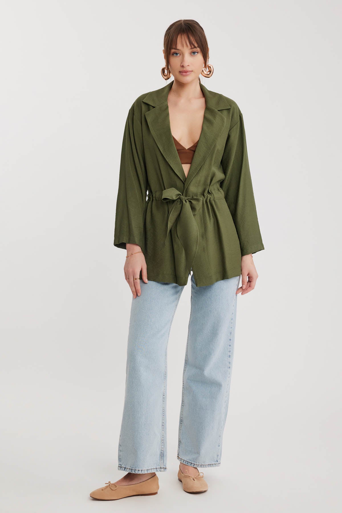 LONG COLLAR DETAILED WAIST-TIE JACKET