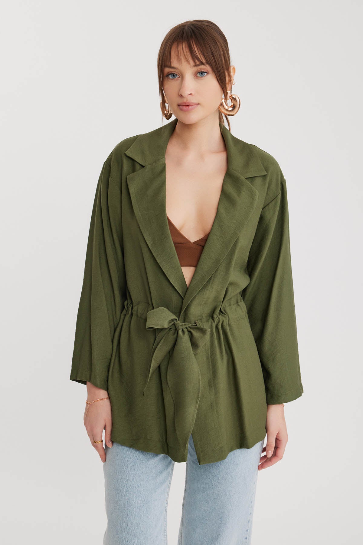 LONG COLLAR DETAILED WAIST-TIE JACKET