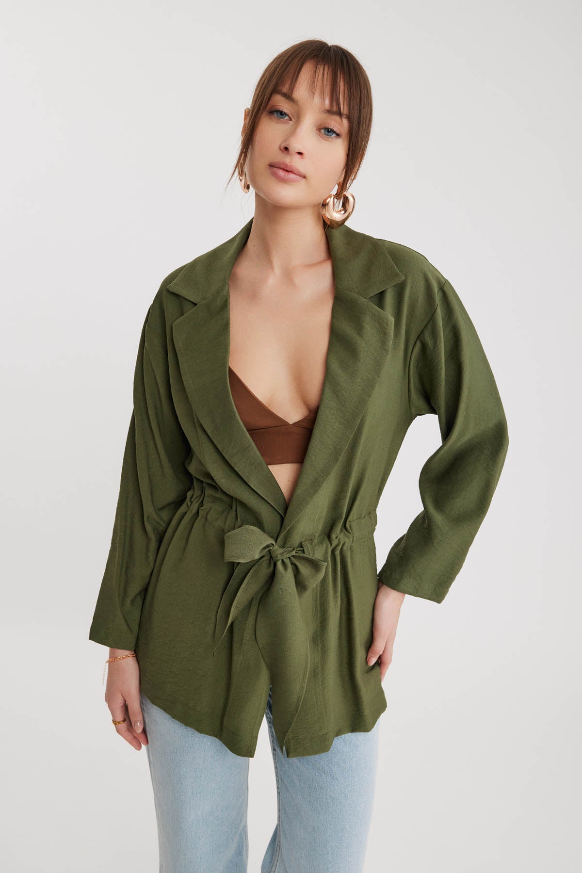 LONG COLLAR DETAILED WAIST-TIE JACKET