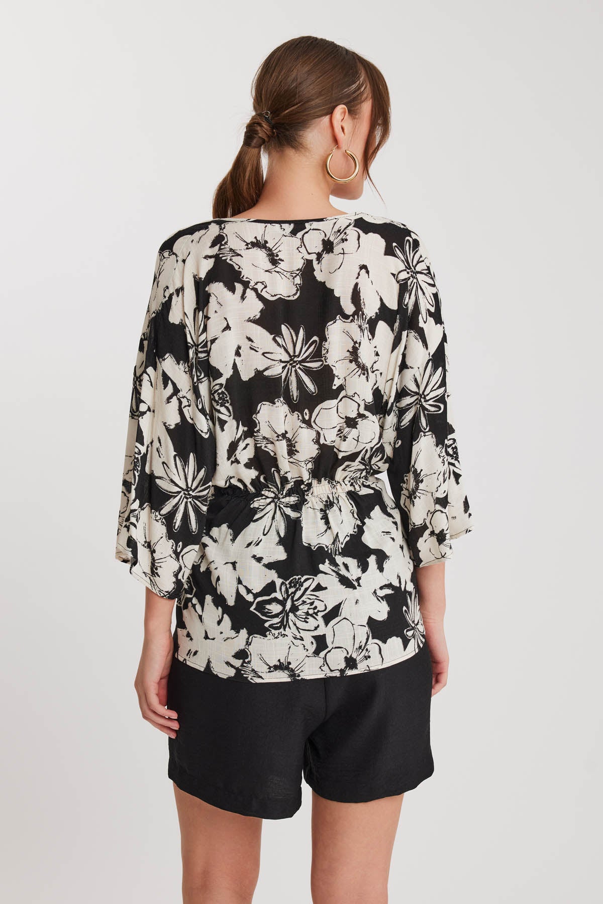 V COLLAR FLOWERED WAIST TASSEL LACED BLOUSE