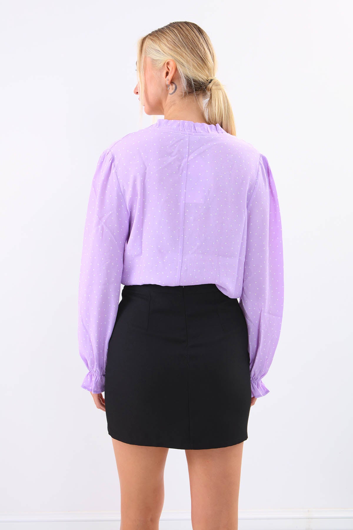 LONG SLEEVE BLOUSE WITH V COLLAR POINTS