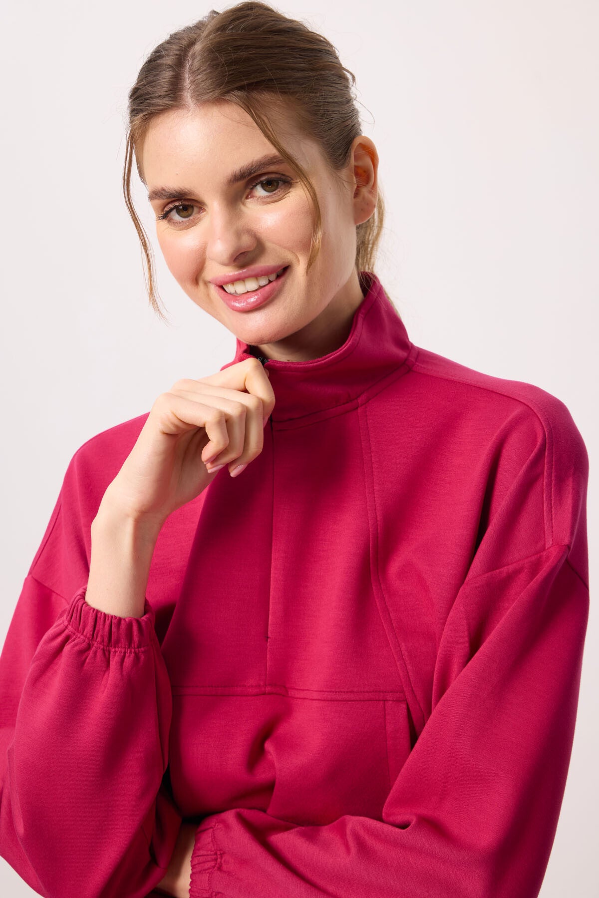 Viva Red Soft Textured Stand Collar Hidden Zipper Oversize Women's Tracksuit Set - 95351