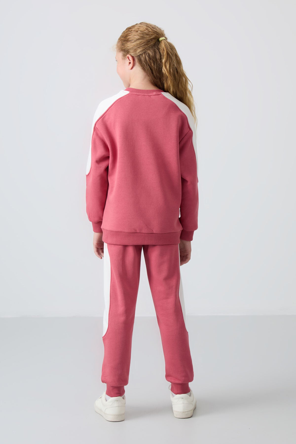 Wild Rose Cotton Fleece-Lined Soft Texture Standard Fit Printed Girls' Tracksuit Set - 75170