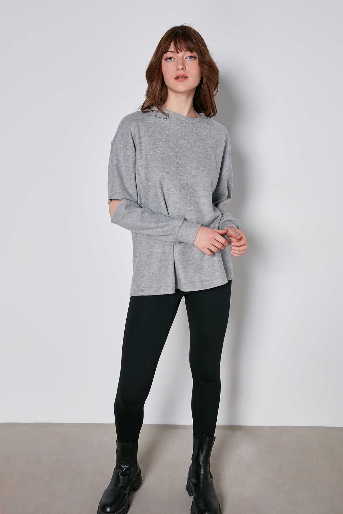 SPLIT COLLAR AND ARMS SWEATSHIRT