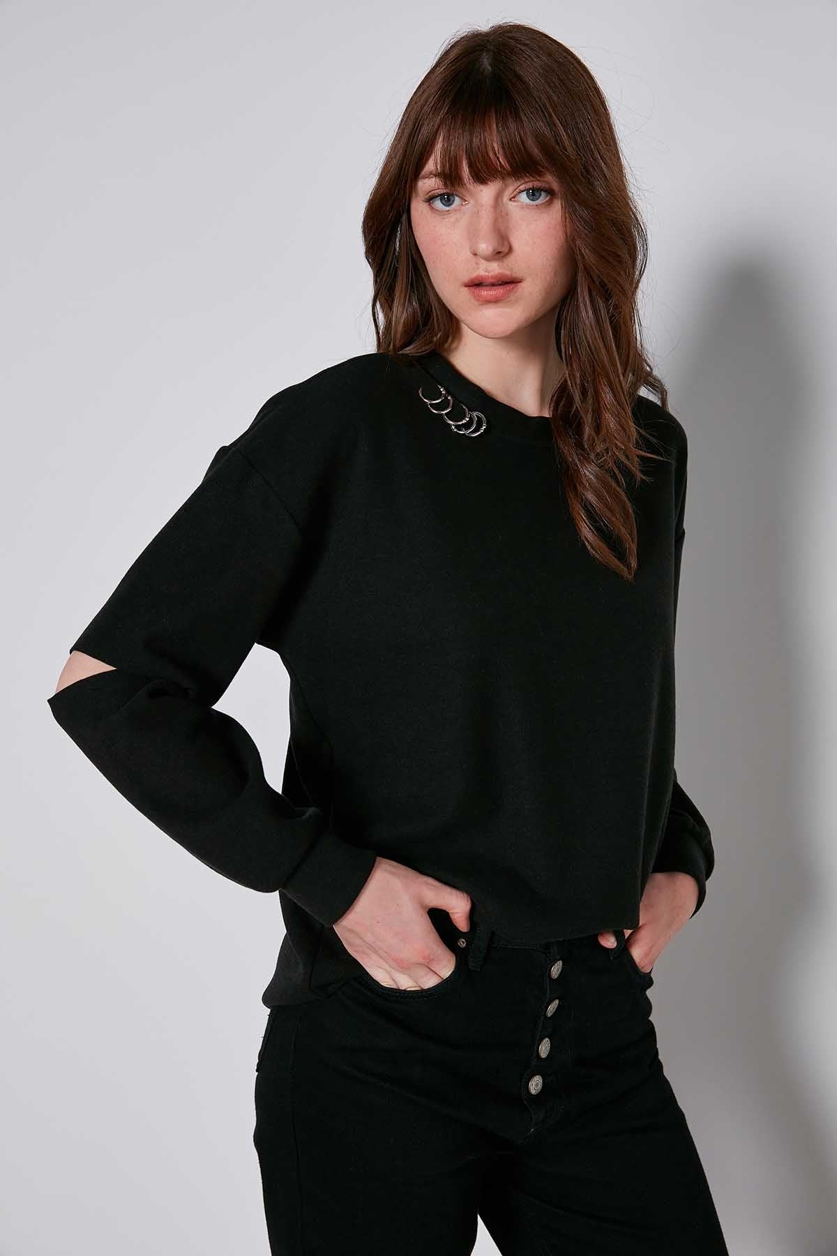 SPLIT COLLAR AND ARMS SWEATSHIRT