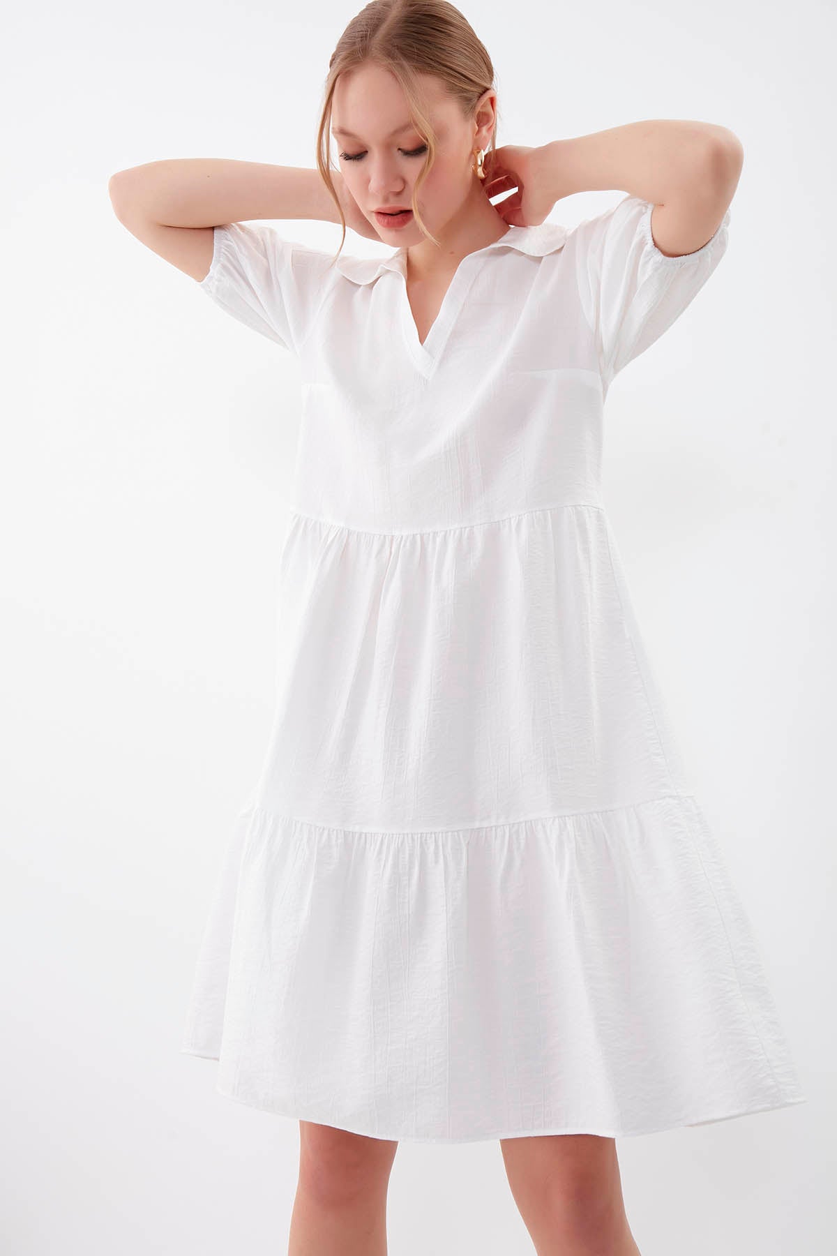 COLLARED LOOSE SLEEVE DRESS