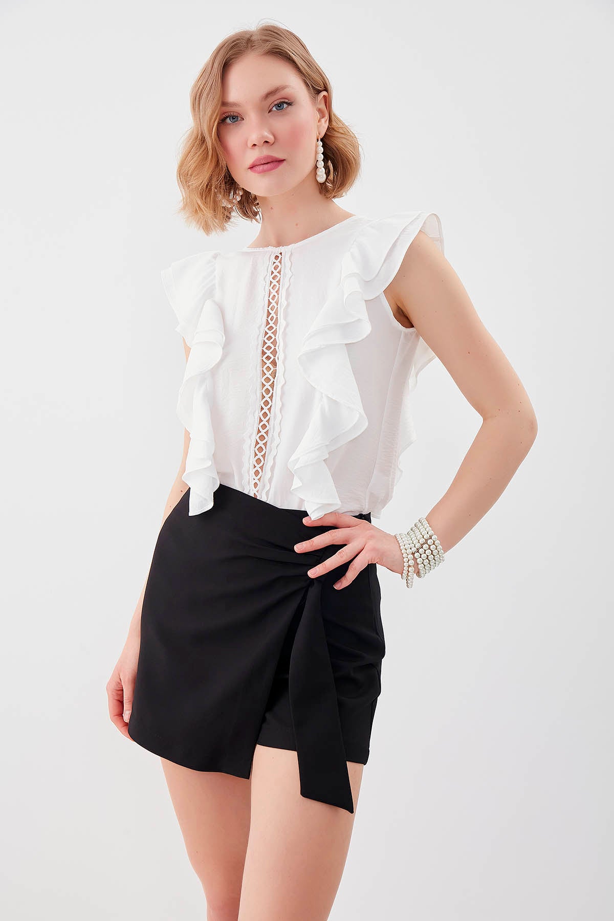 MINI SHORTS SKIRT