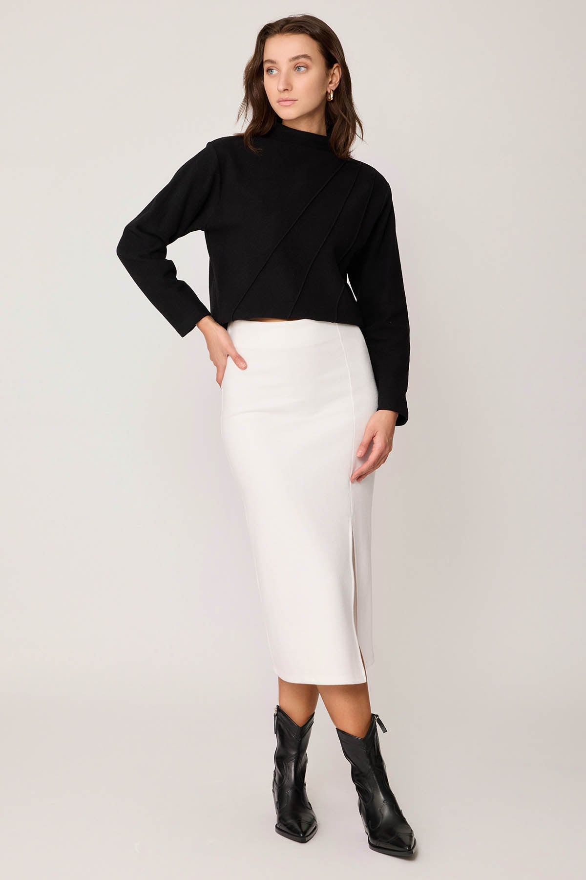 KNITTED SKIRT WITH ZIPPERS
