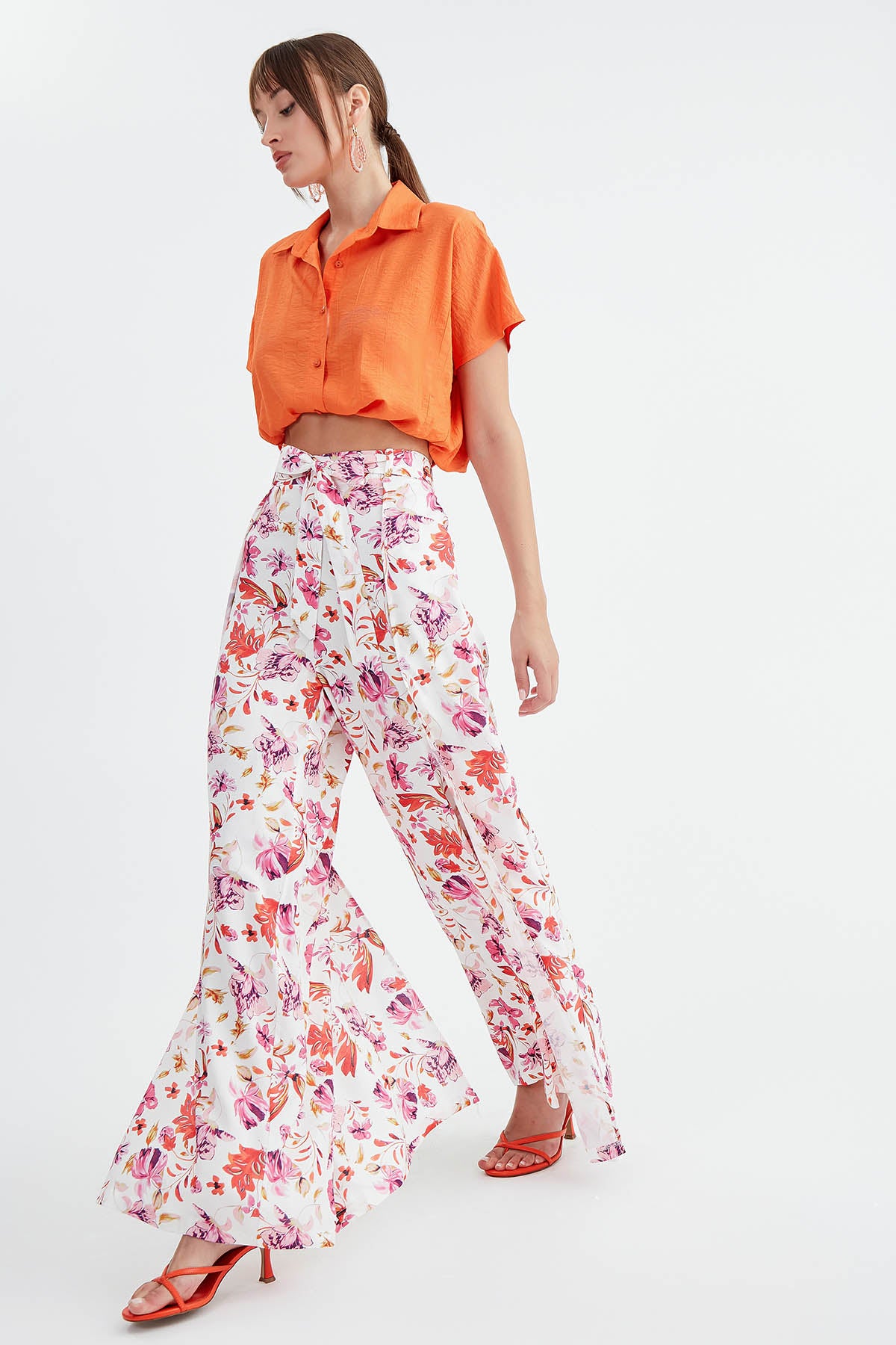 TROUSERS WITH FLOWERS, WAIST-BINDING