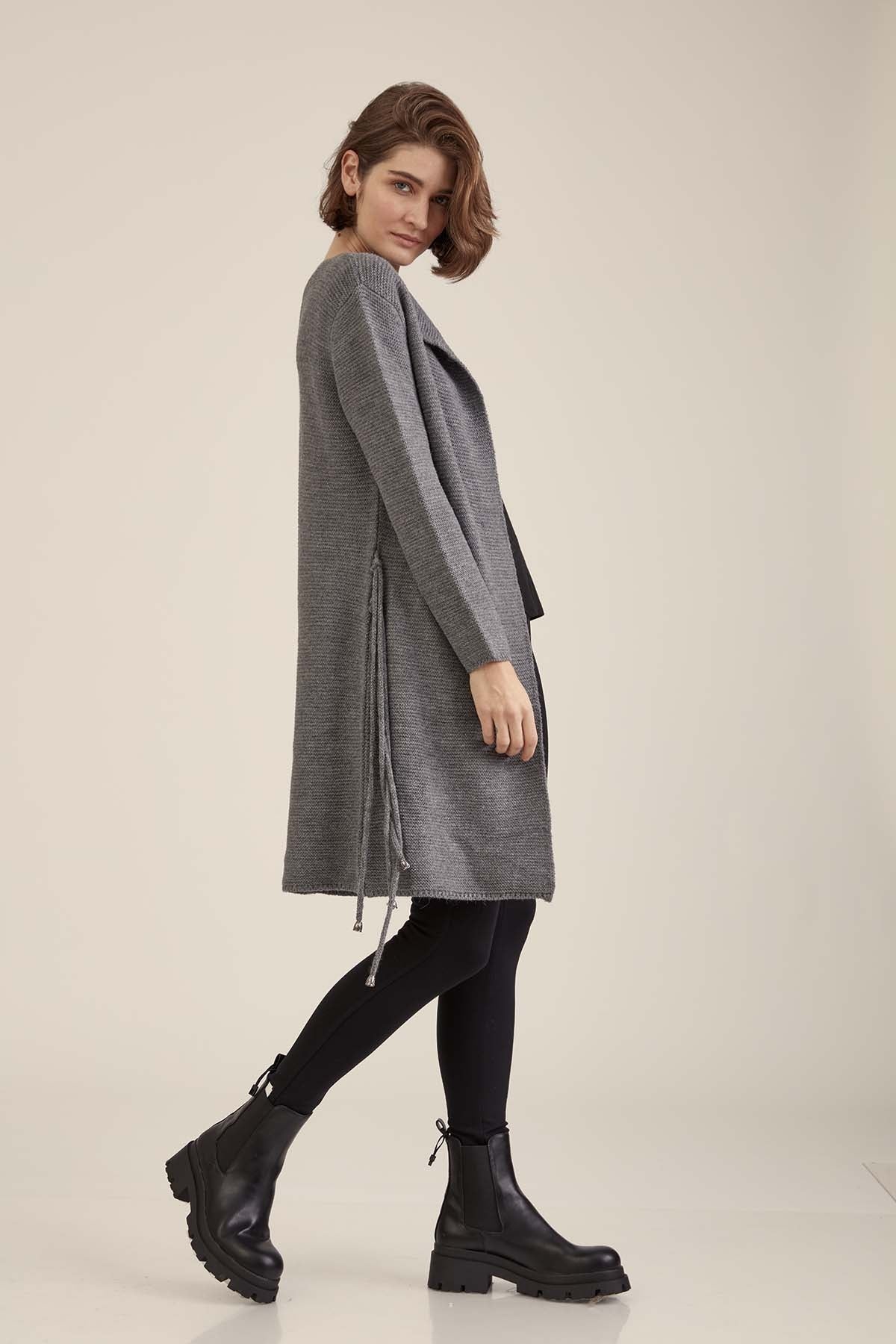 KNITTED CARDIGAN