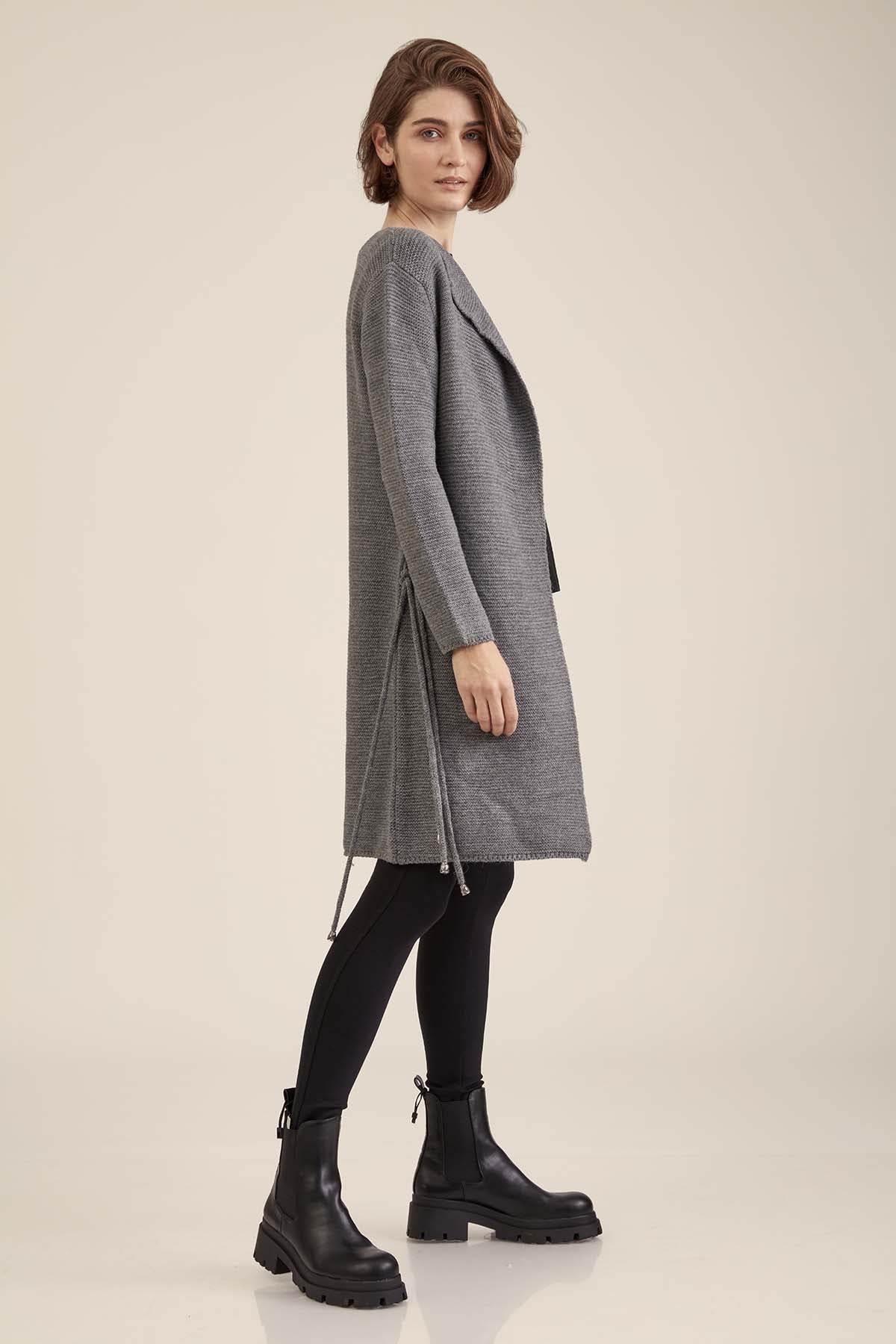 KNITTED CARDIGAN
