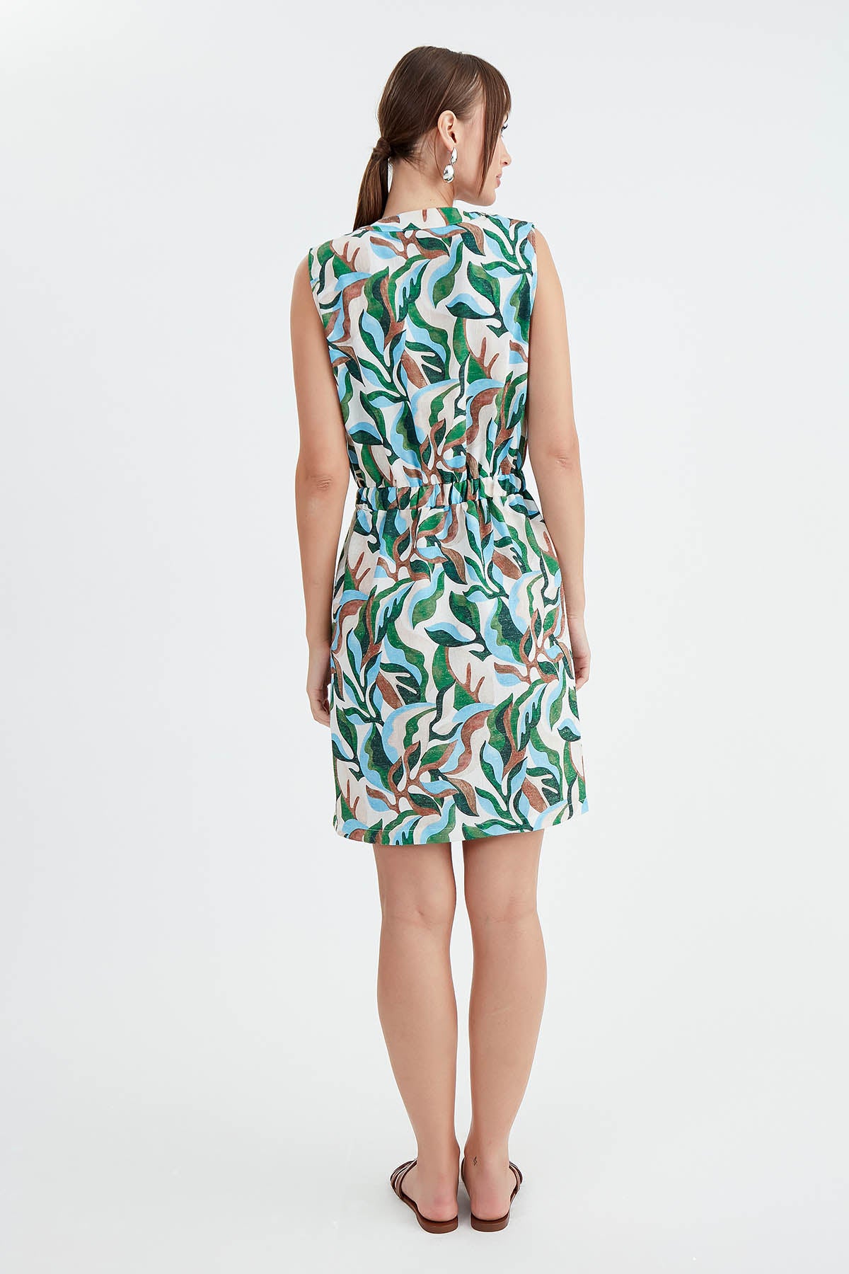 DRESS WITH LEAF PATTERN