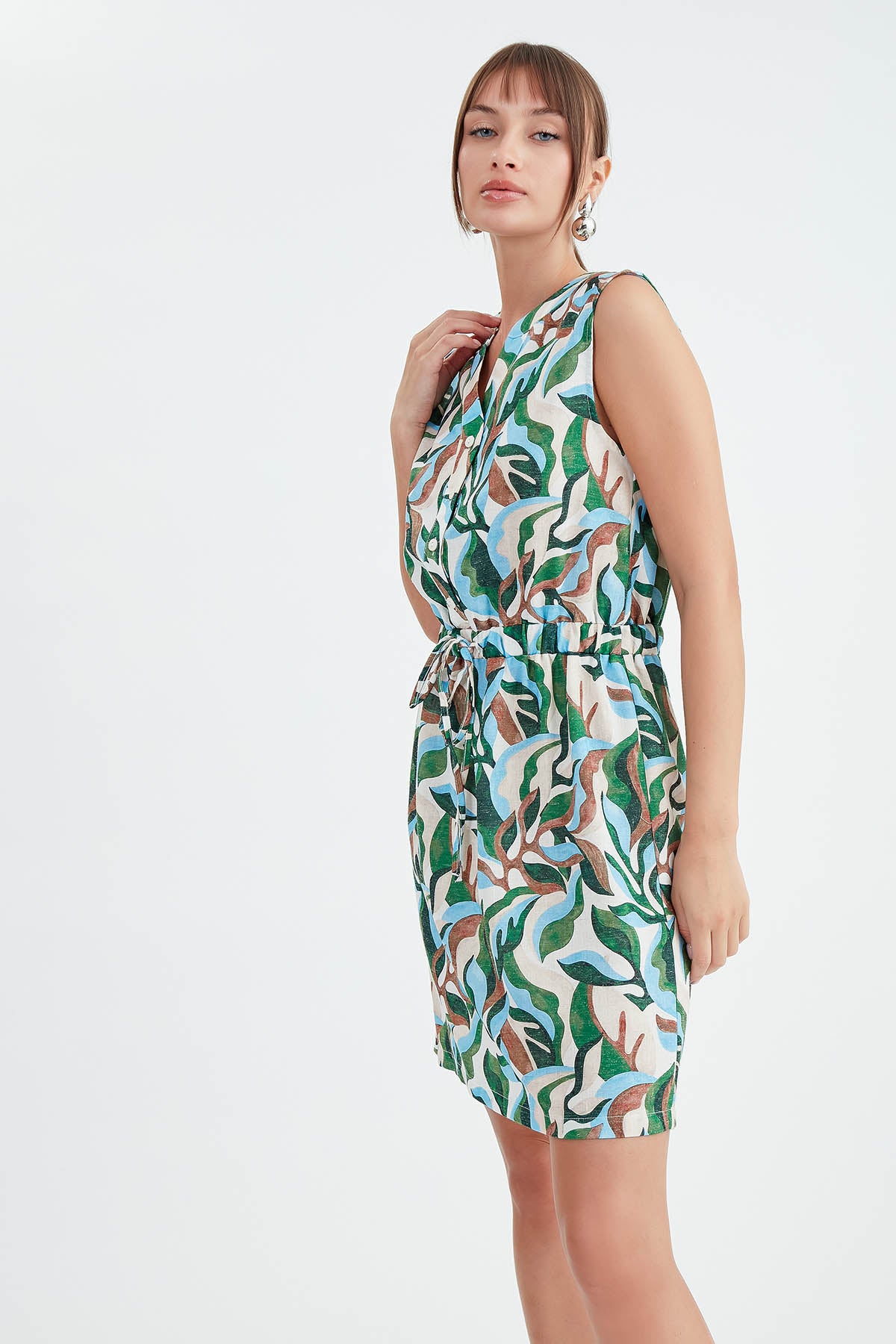 DRESS WITH LEAF PATTERN