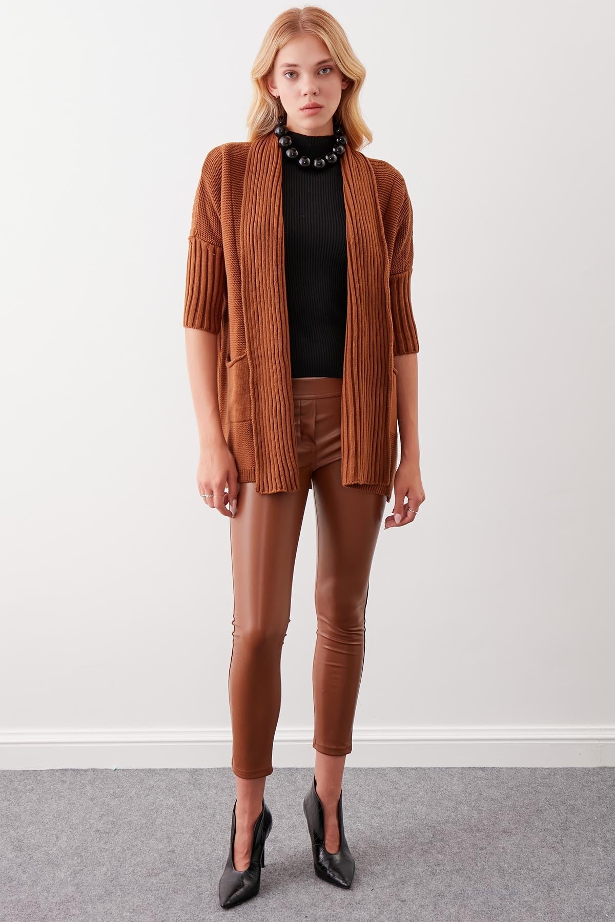 BAT SLEEVE LOOSE KNITTED CARDIGAN