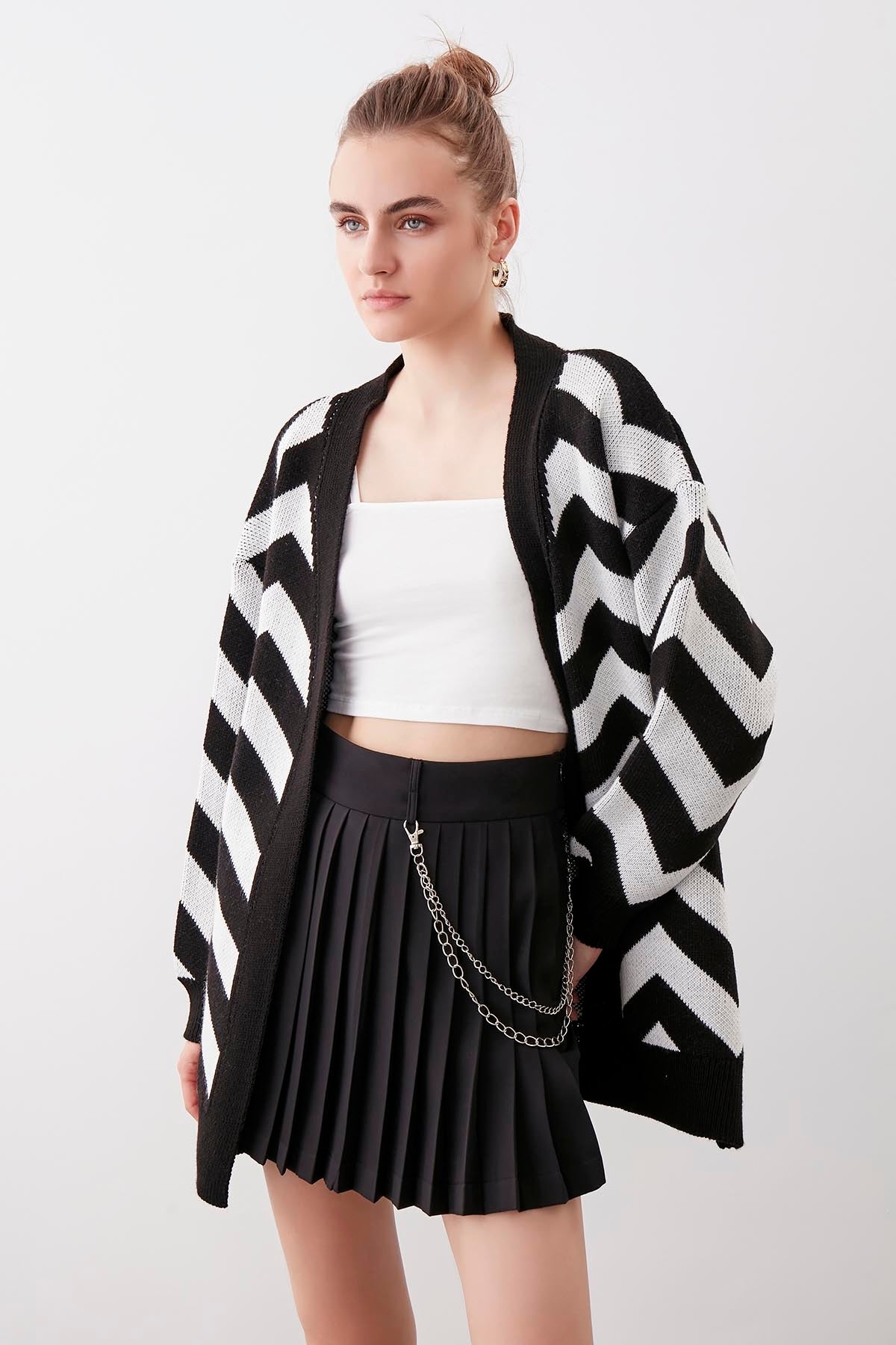 ZIGZAG PATTERN UNITED CARDIGAN