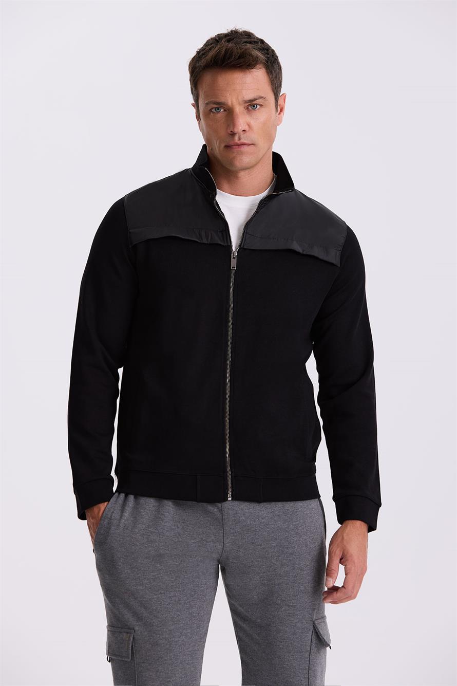 Black Slim Fit Cotton Lycra Tracksuit With A Zipper Wrap