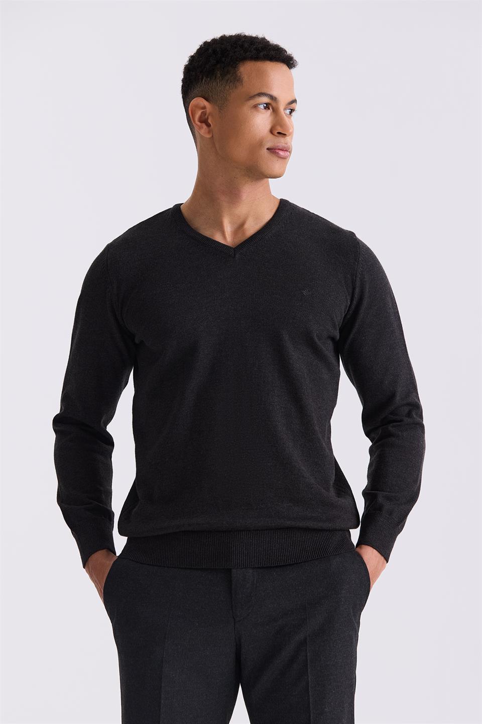 Anthracite Slim Fit V Collar Knitted Sweater