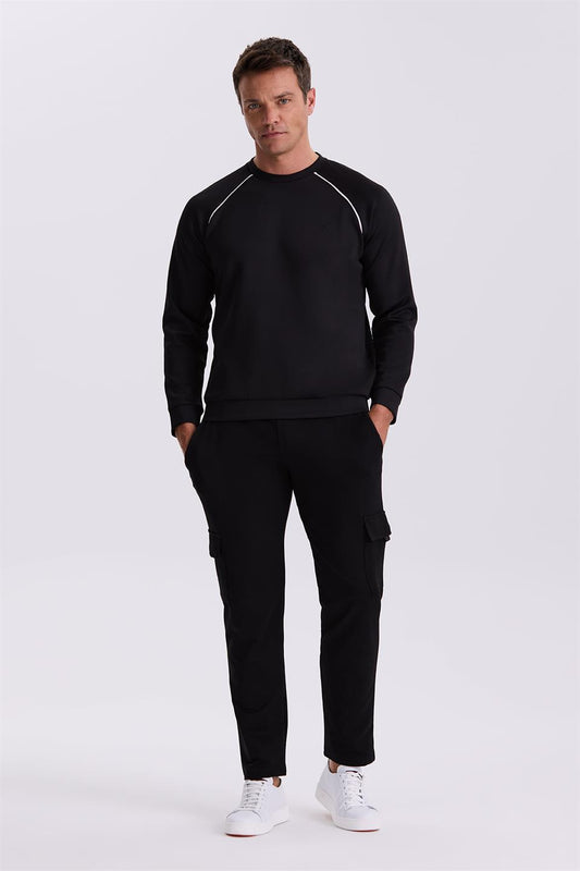 Black Slim Fit Cotton Mixed Round Collar Sweatshirt