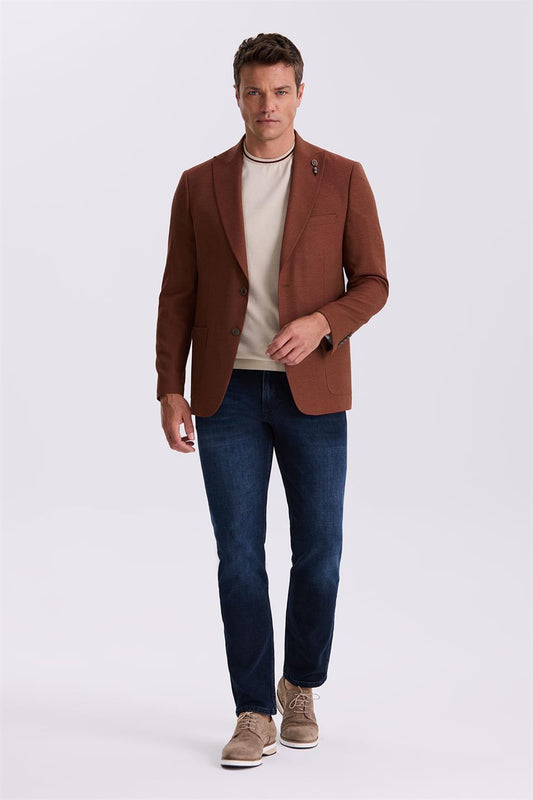 Red Regular Fit Squirrel Collar Bag And Pocket Jacket