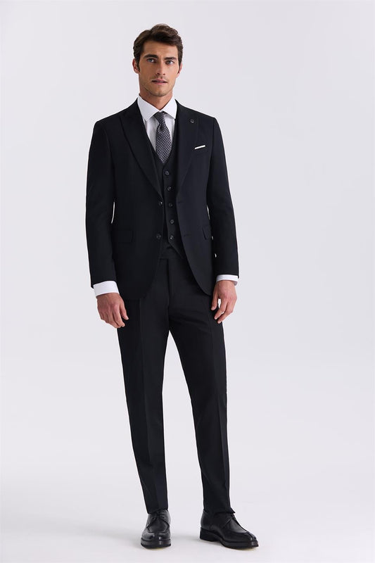 Black Slim Fit Sharp Collar Bamboo Suit With A Coat