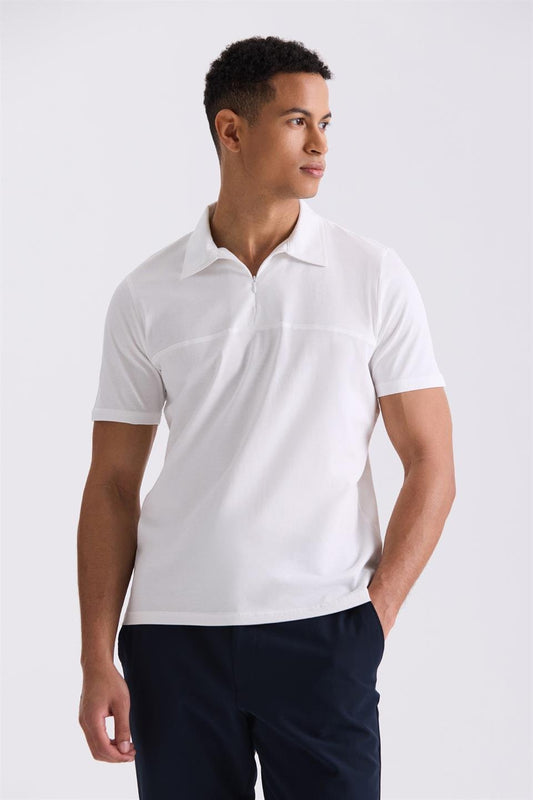 White Slim Fit Polo Collar T Shirt With A Zipper