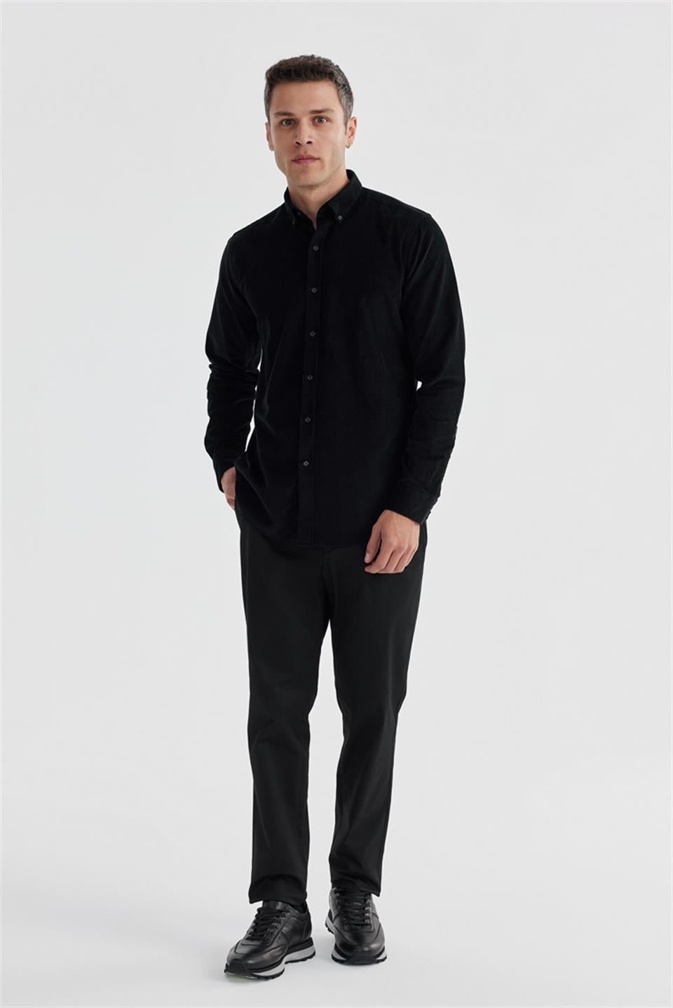 Black Comfort Fit Buttoned Collar 100% Cotton Shirt