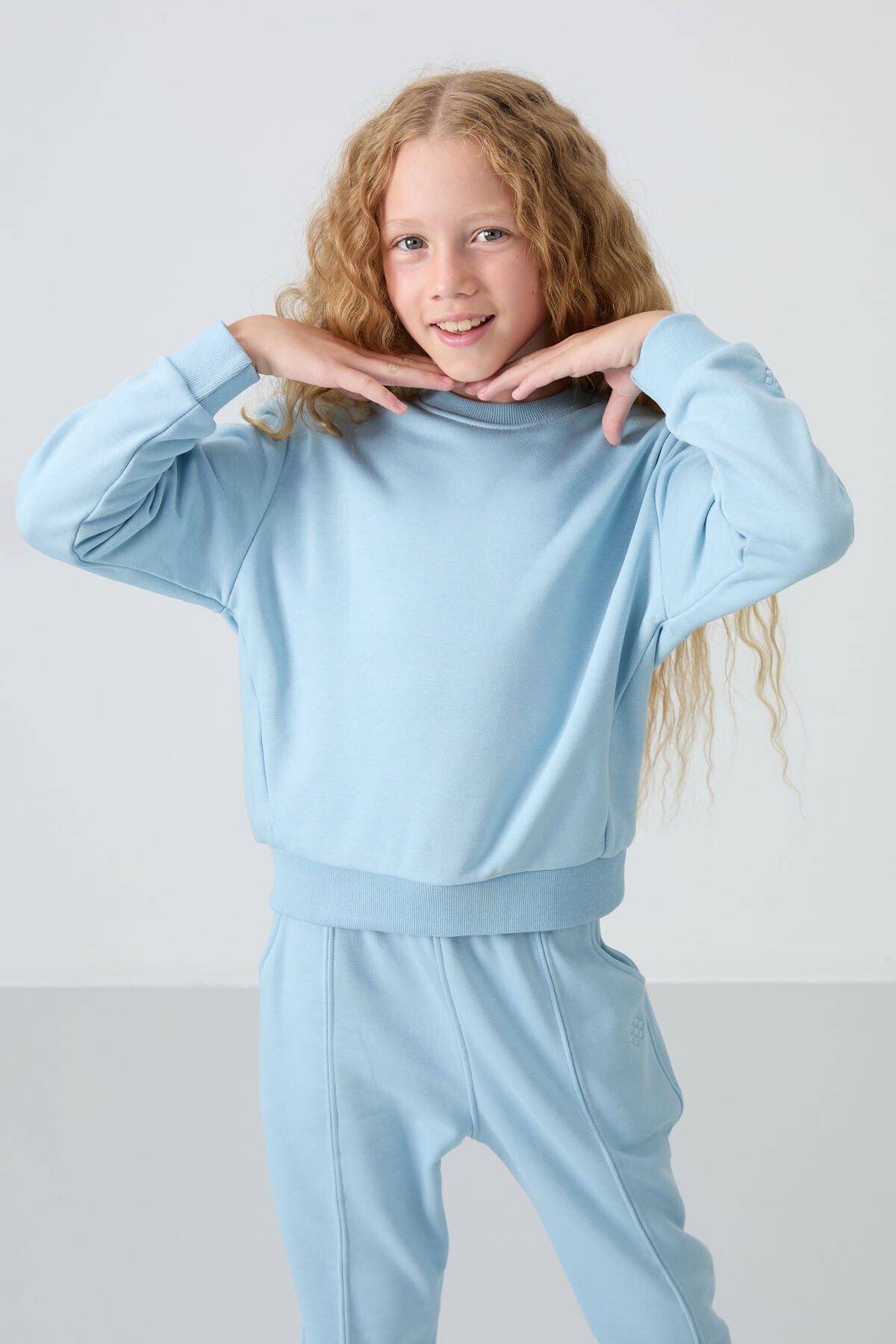 Light Blue Cotton Fleece-Lined Soft Textured Oversize Embroidered Girls' Tracksuit Set - 75145