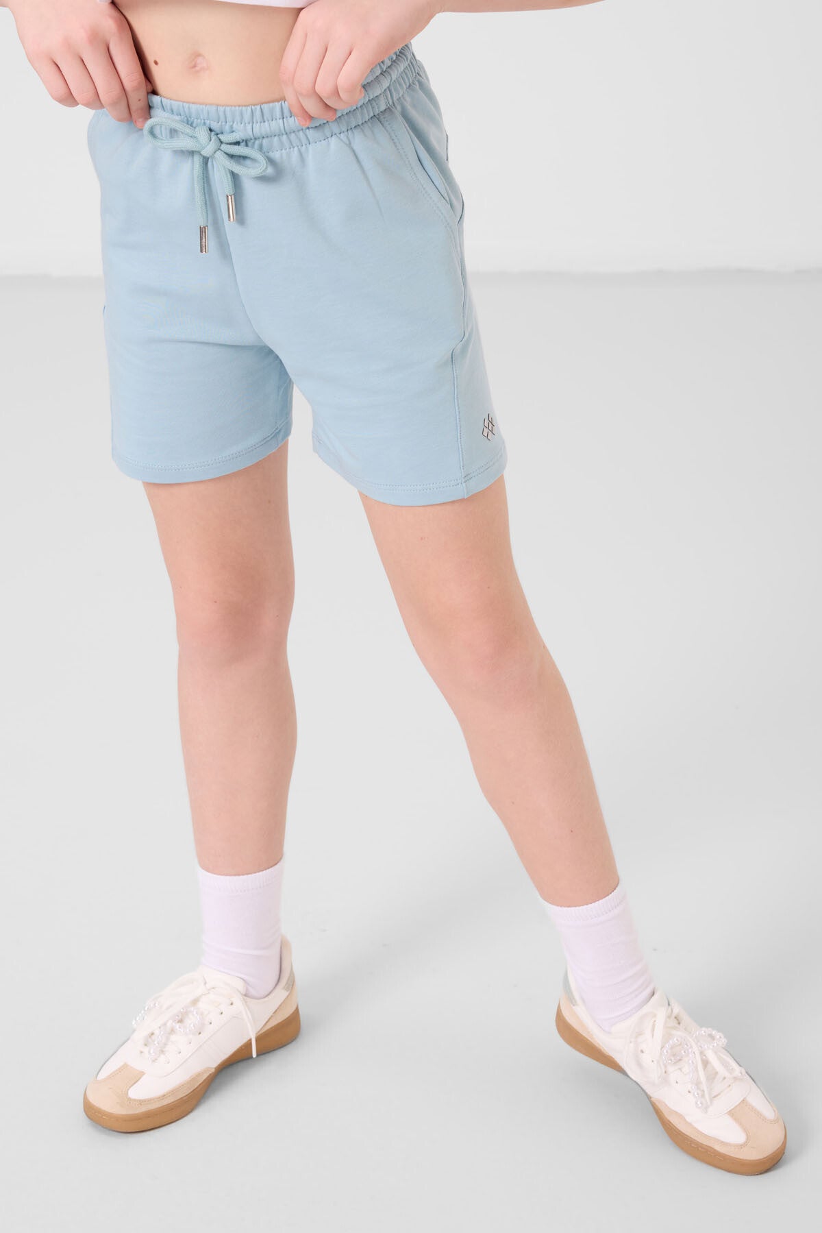Light blue cotton soft woven standard fit basic girls shorts set - 75184