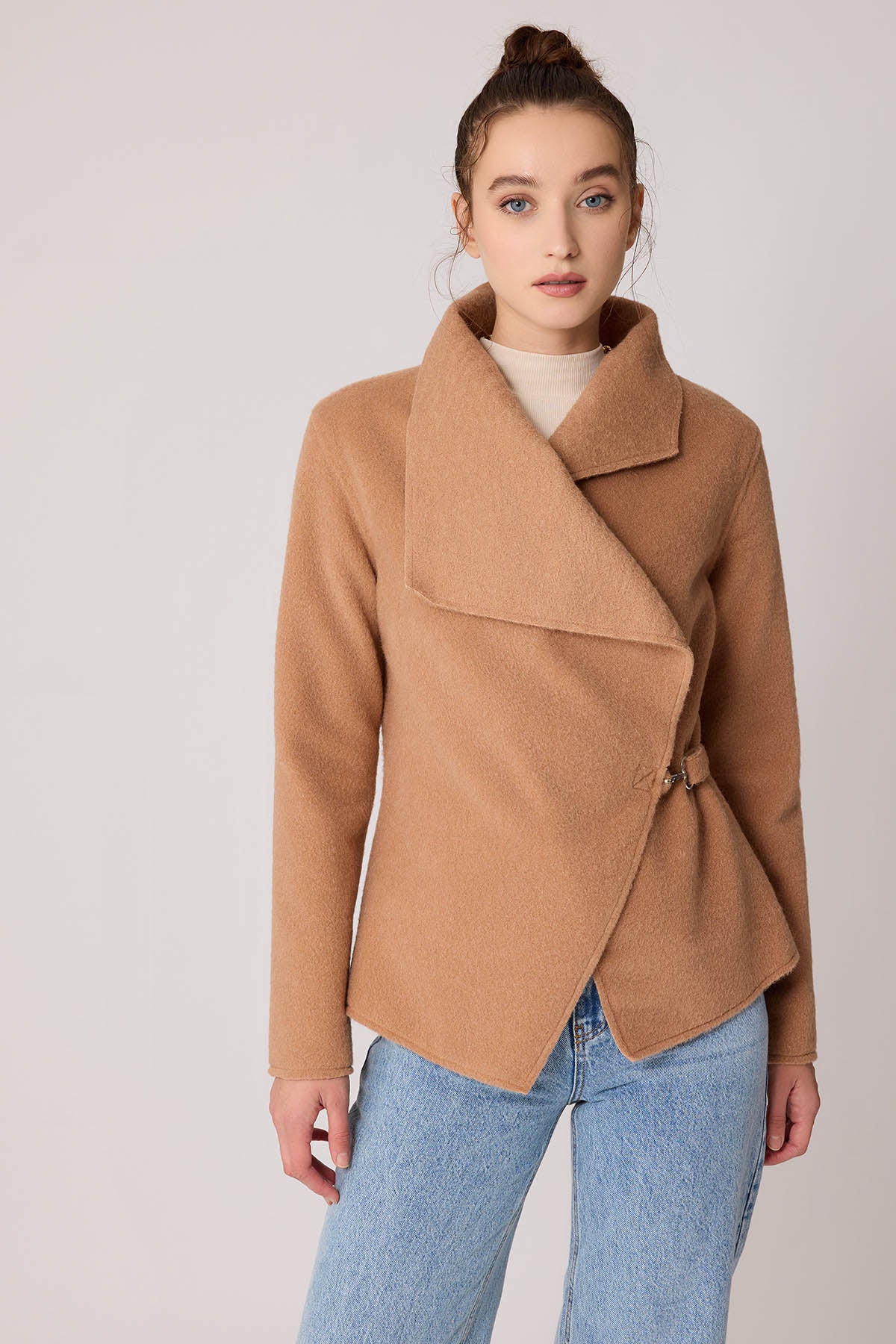ASYMMETRIC JACKET WITH BUCKLE BINDING