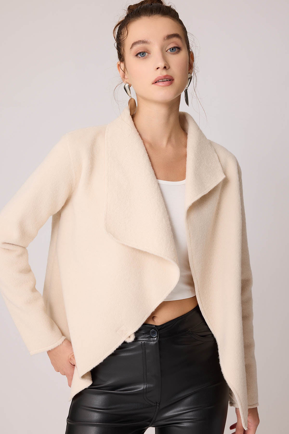 ASYMMETRIC JACKET WITH BUCKLE BINDING