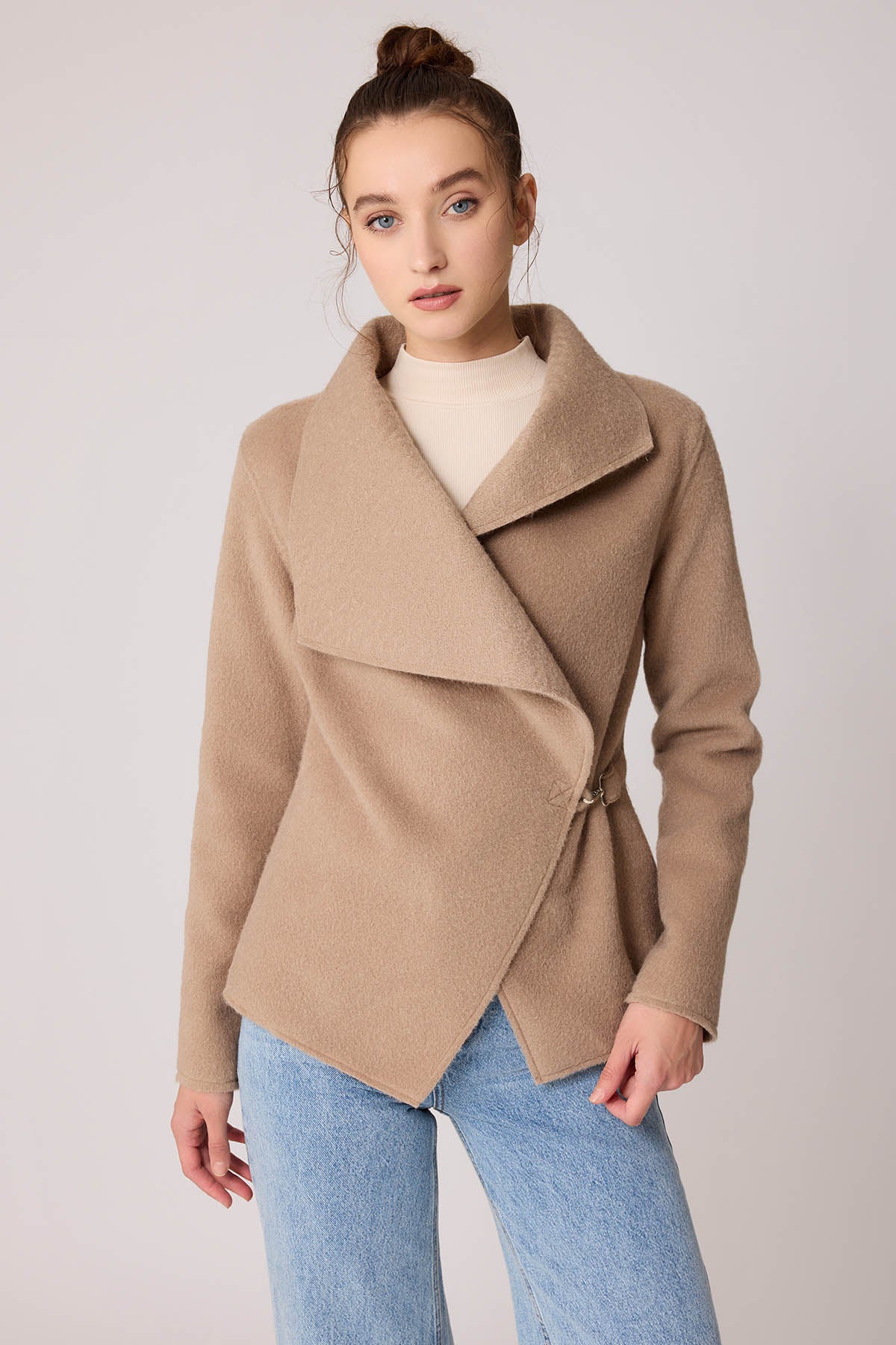 ASYMMETRIC JACKET WITH BUCKLE BINDING