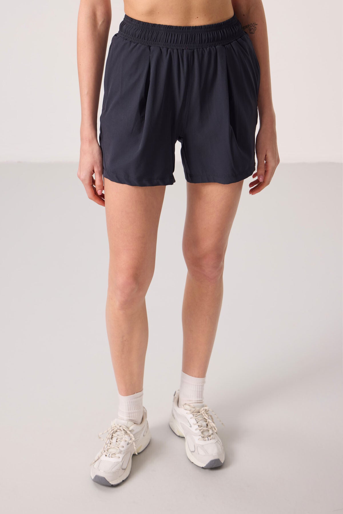Anthracite Polyester Hidden Pocket Zippered Comfort Fit Women's Shorts - 91014