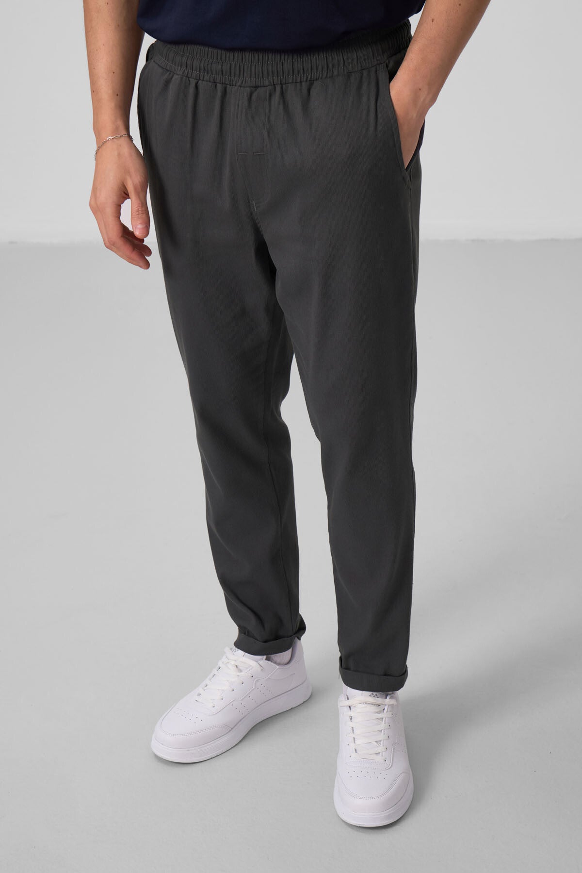Anthracite Standard Fit Woven Lightly Stretchable Chino Men's Trousers - 82175