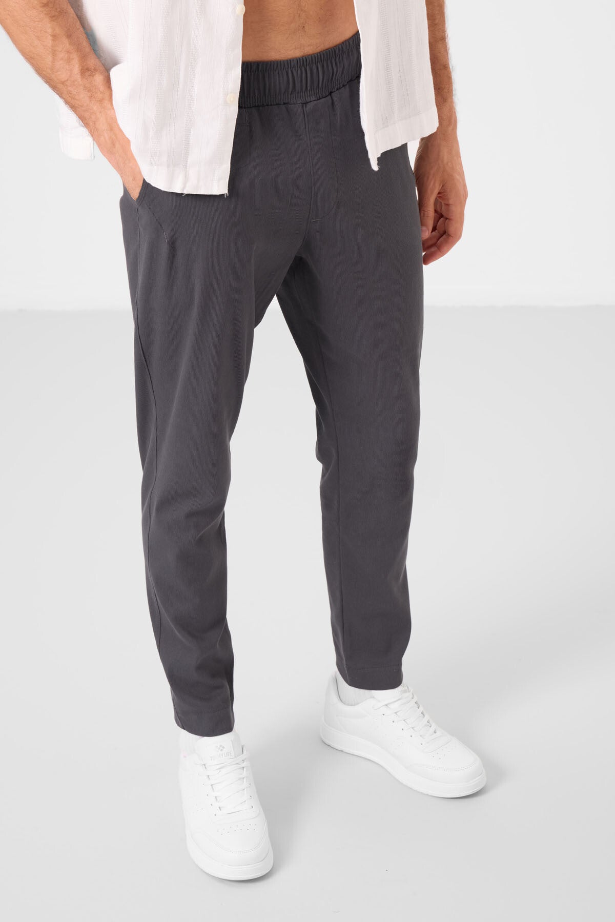 Anthracite Standard Fit Weaving Lightweight Flexible Chino Trousers - 82177