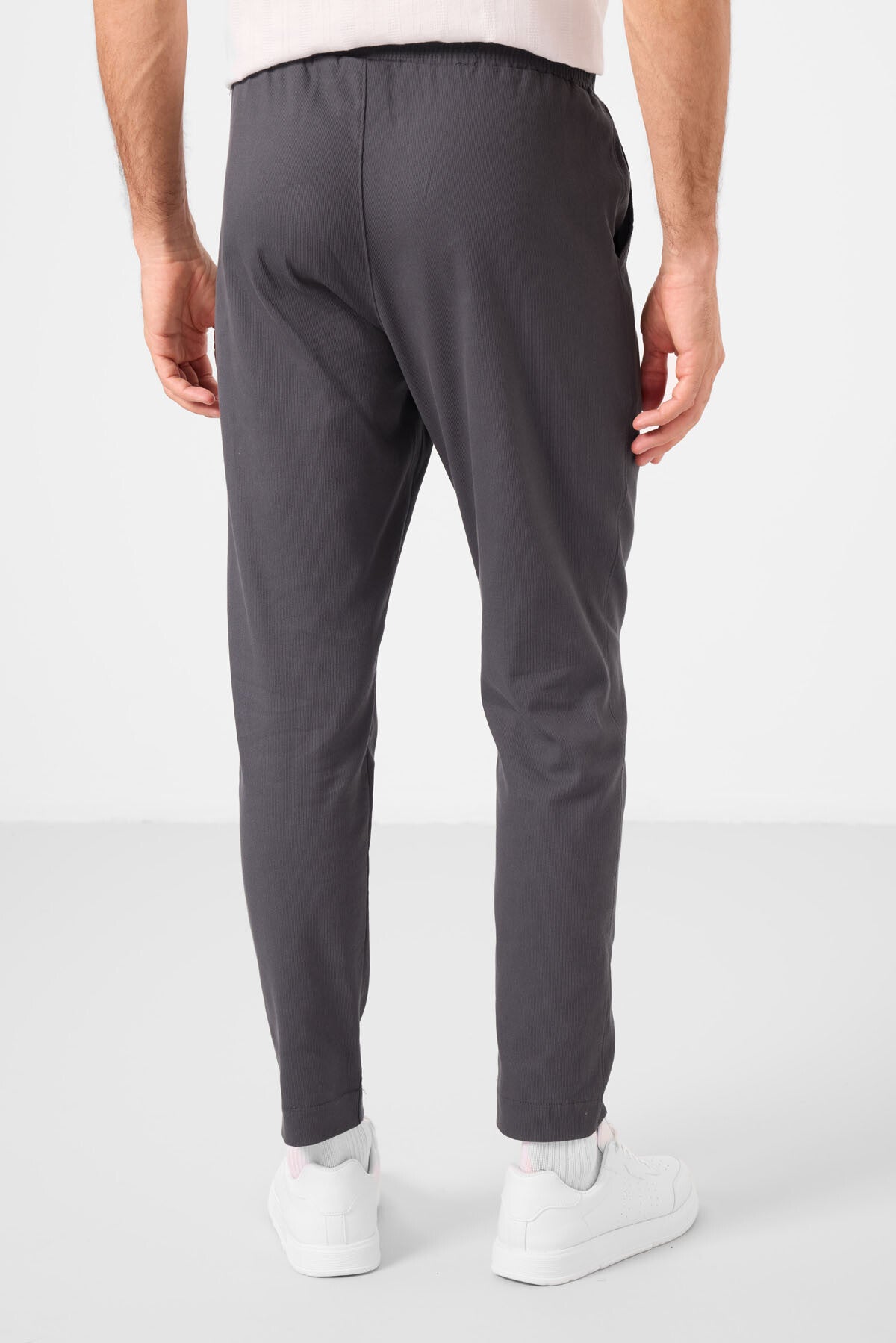 Anthracite Standard Fit Weaving Lightweight Flexible Chino Trousers - 82177