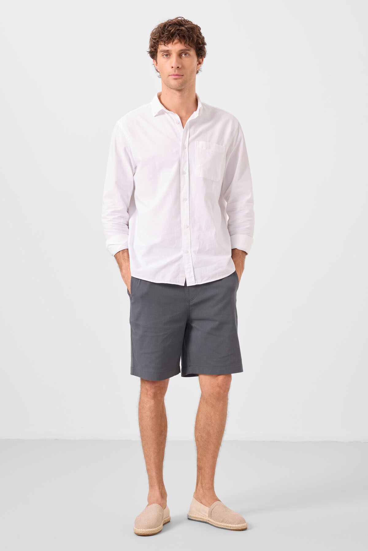 Anthracite Standard Fit Weaving Lightweight Flexible Chino Shorts - 81289